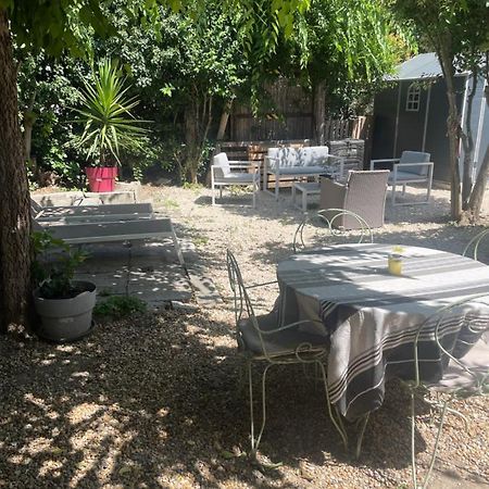 Appartement Avec Jardin En Ville LʼIsle-sur-la-Sorgue Zewnętrze zdjęcie