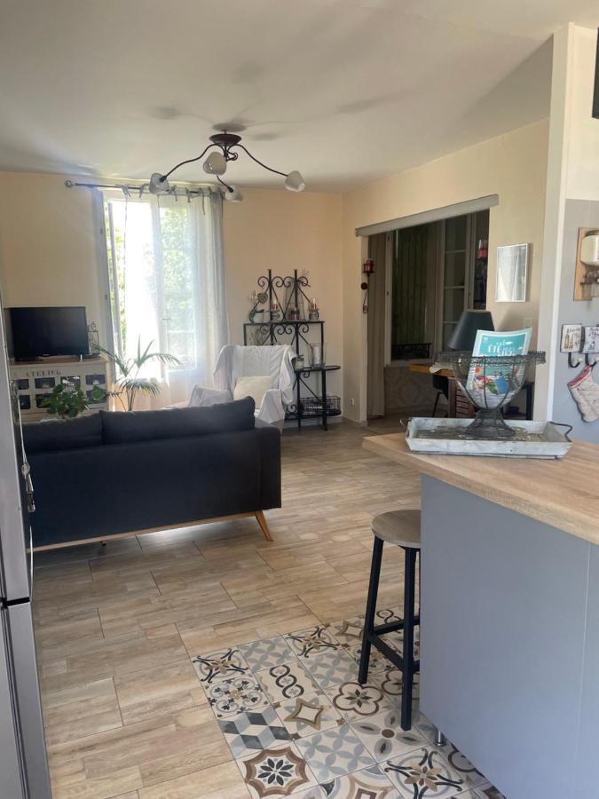 Appartement Avec Jardin En Ville LʼIsle-sur-la-Sorgue Zewnętrze zdjęcie