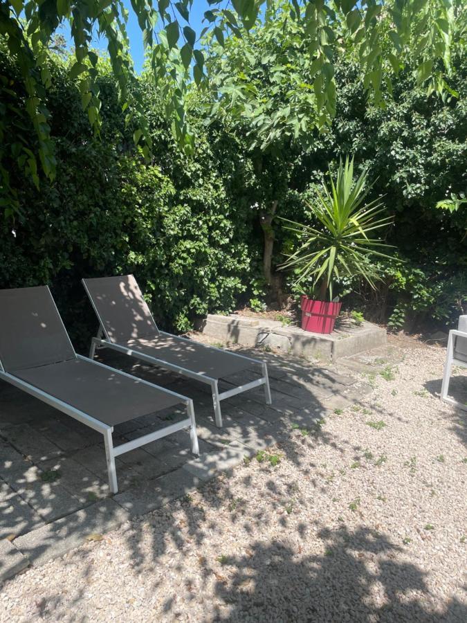 Appartement Avec Jardin En Ville LʼIsle-sur-la-Sorgue Zewnętrze zdjęcie
