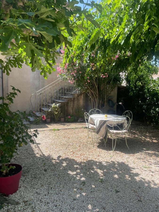 Appartement Avec Jardin En Ville LʼIsle-sur-la-Sorgue Zewnętrze zdjęcie